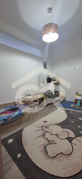a837eba2-ffae-48ae-a9a9-c93fb02ec515.jpg