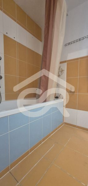 bd2ba59d-78c3-46c6-b1f9-599ff8713464.jpg